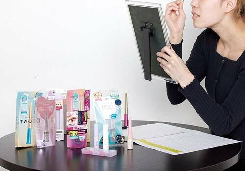 理想の二重が手に入る優秀アイテム探しました イメージ