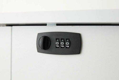 神棚POINT1 ダイヤル式ロックで厳重に保管 イメージ
