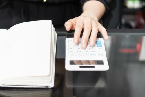 検定で電卓を使う場合は、持ち込みできるものか要確認! 電卓おすすめ イメージ