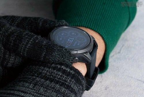 雪山も水辺もOK 環境問わず！ スマートウォッチおすすめ イメージ