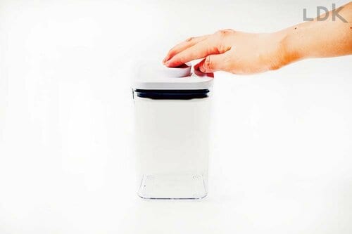 ポンッと押すだけ 密閉保存容器おすすめ イメージ