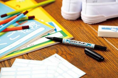 サインペンの素朴なギモン…インクの違いや素材の相性は？ イメージ