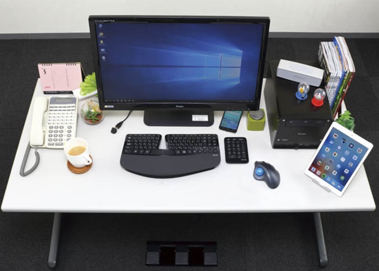 【足まで使う！】デスクワークを<br>最強効率化する4つの黄金ルール