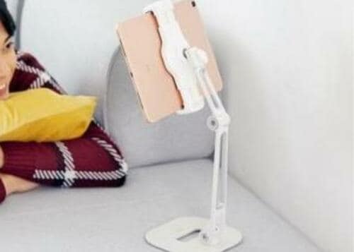 目線の高さに調整できるのはアーム型だけ！ イメージ