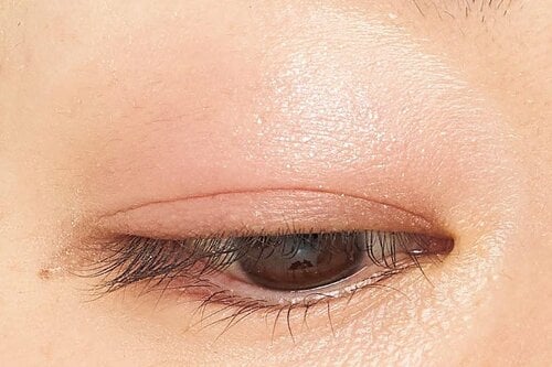 ブルベ・色白肌 バズりコスメおすすめ イメージ