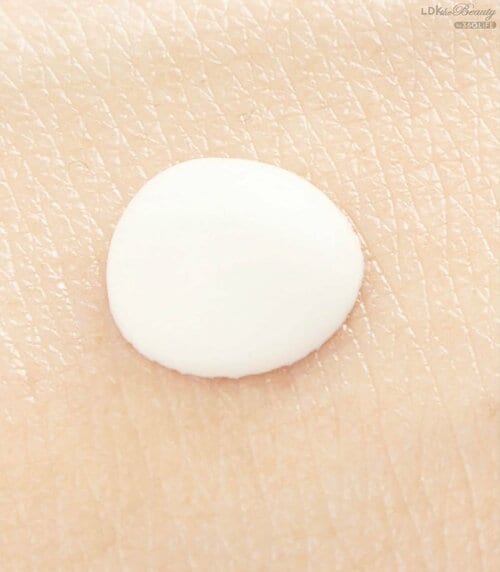 使用感：一般的な日焼け止めに近い 日焼け止め美容液おすすめ イメージ