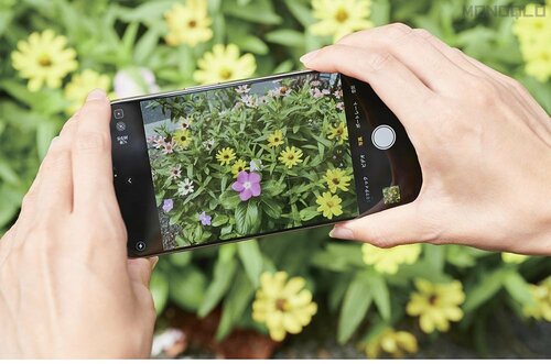 おすすめの理由1:カメラコントロールの起動が気軽すぎて無意味に撮りたくなる! iPhone16おすすめ イメージ