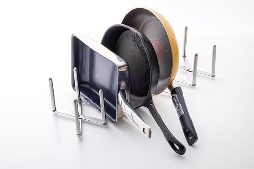 ツールは重ねず収納すれば出し入れラクちん フライパンスタンドおすすめ イメージ2