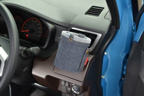 マルチにも使える デニム素材のドリンクホルダー イメージ