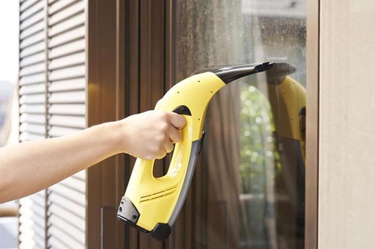 拭き跡を残さない「窓用クリーナー」おすすめランキング4選｜『MONOQLO』イチ押し窓掃除グッズ