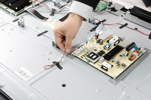 画像処理チップだけじゃない 電源の数も違ってました イメージ7