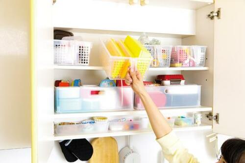 取っ手付き収納ケースは 高所に置くのにぴったり! イメージ