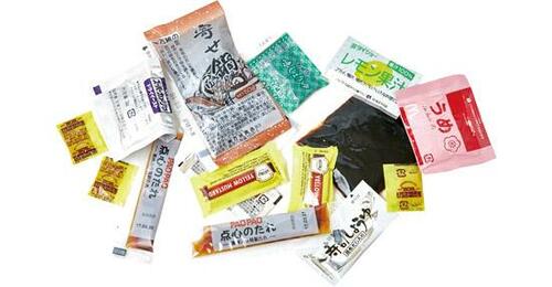 [捨てるテク③]調味料はためずにこまめに確認！ 収納おすすめ イメージ2