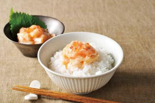 特選10：塩麹でまろやかな風味三幸のサーモン塩辛 イメージ