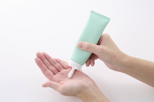 使用感:ベタつきはほぼ感じない デリケートゾーンクリームおすすめ イメージ