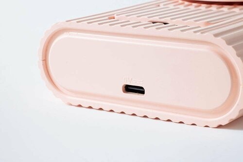 充電の接続部はType-Cで使い勝手よし