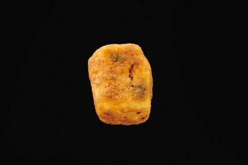 UHA味覚糖 麻婆豆腐のまんましっかり辛ウマな麻婆豆腐味 辛いお菓子おすすめ イメージ2
