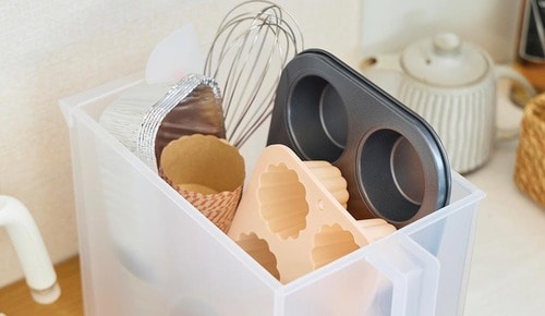 使うシーンごとにグルーピング 吊り戸棚ストッカーおすすめ イメージ