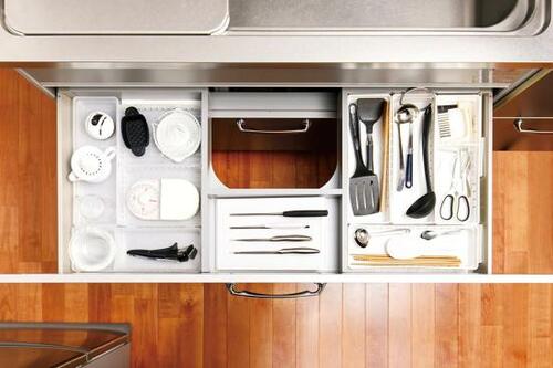 見やすく出しやすいセリア「キッチントレー クリア」 イメージ2