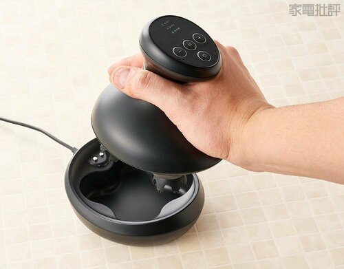 【使い勝手】スタンド付きで充電簡単! 見やすい表示も◎ メンズ用ヘッドマッサージャーおすすめ イメージ