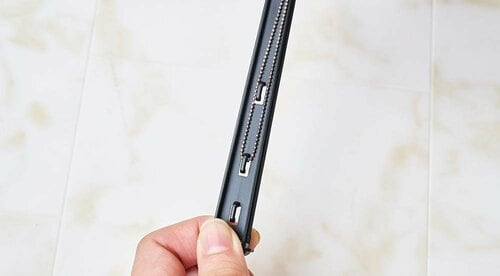 長さに合わせて調節可能 100均おすすめ イメージ