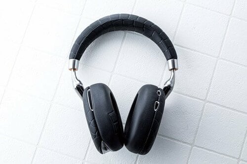 「Parrot」はカスタマイズ性の高いフランス発のガジェット的モデル イメージ3