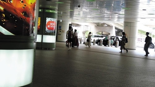 明暗差のある場所や逆光時の撮影 Vlogカメラおすすめ イメージ