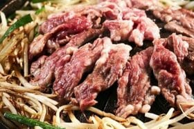 【お取り寄せ】国産ジンギスカンおすすめ5選！ ネットで買えるラム肉を食べ比べました