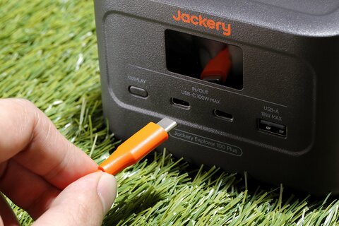 Jackery Explorer 100 Plus モバイルバッテリー Amazon.co.jp: Jackery Explorer 100 Plus ポータブル電源