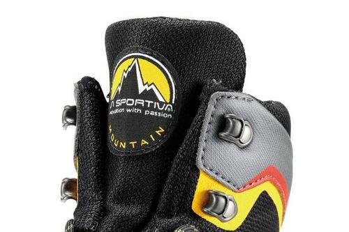 登山靴の王様!スポルティバ「トランゴタワーGTX」