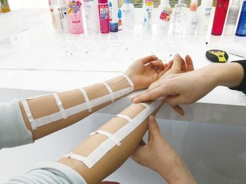 -5歳肌も夢じゃない!ハトムギ超えのプチプラ化粧水発見