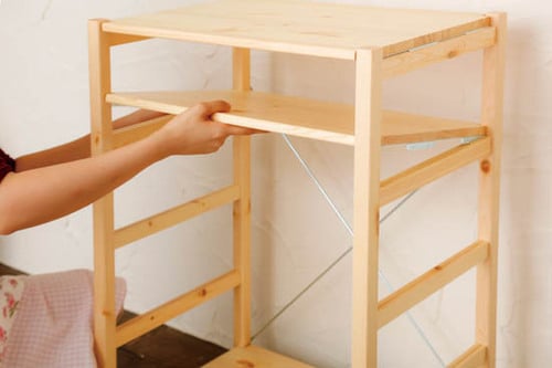 傷つきにくくリーズナブルなパイン材のシェルフ イメージ2