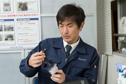 体臭とタバコ臭のWケアにはこの一本 消臭スプレーおすすめ イメージ