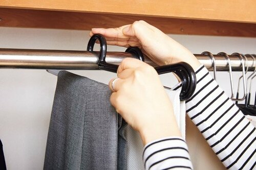 C評価: 引っ掛け部分が小さすぎ…コーナンのスラックスハンガー イメージ
