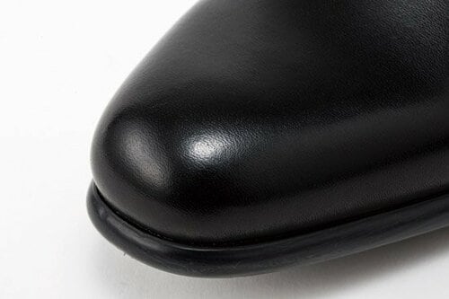 C評価: 【C評価】爪先がシャープすぎ!?ZARAのスマートシューズ イメージ2