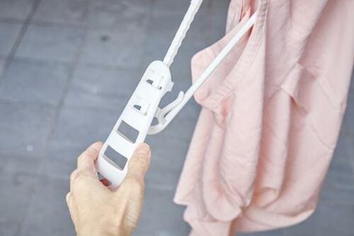 肩パッド付きで通気性もアップ！型崩れしにくいスライドハンガー イメージ3