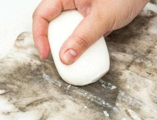 洗濯あるある2:ガチガチになった泥汚れを落とす方法はない?