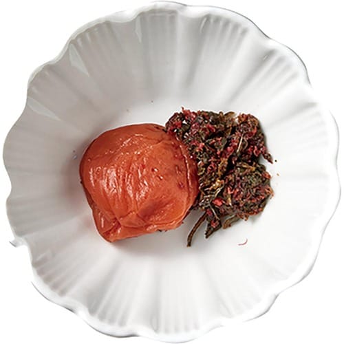 スーパーで買える梅干しおすすめ Vマーク 紀州南高梅 しそかつお梅 イメージ2