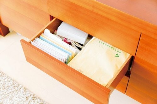 引き出しの中を分けるには個人別・ジャンル別がマスト イメージ2