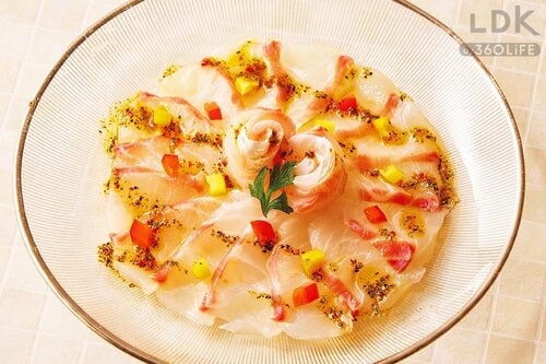 にんにくとコショウと酸味で刺身がよりおいしい イメージ