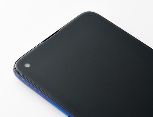 YouTubeを21時間連続再生 モトローラ「moto g8 Power」 イメージ2