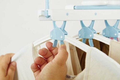 【No.21】ワンプッシュで取り込み簡単狭い場所でも干せるハンガー