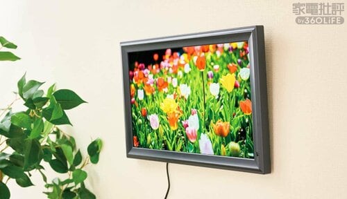 【設置性】15.6インチの大画面サイズ。壁にかけても映えます デジタルフォトフレームおすすめ イメージ