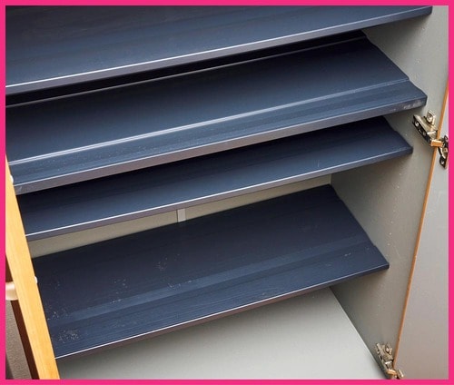 3：アルコールシートで汚れを拭き取る 除湿剤おすすめ イメージ2