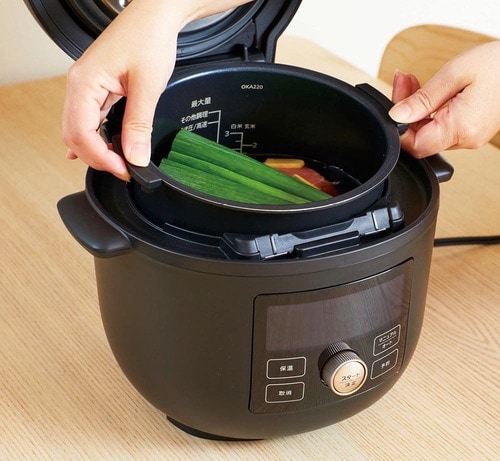 内なべに材料をセット 調理家電おすすめ イメージ