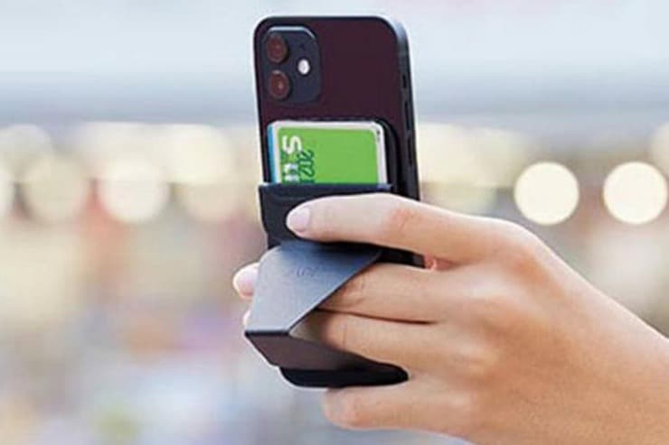 iPhoneに！ MagSafe対応カードケースおすすめ2選　｜『家電批評』が6製品を検証