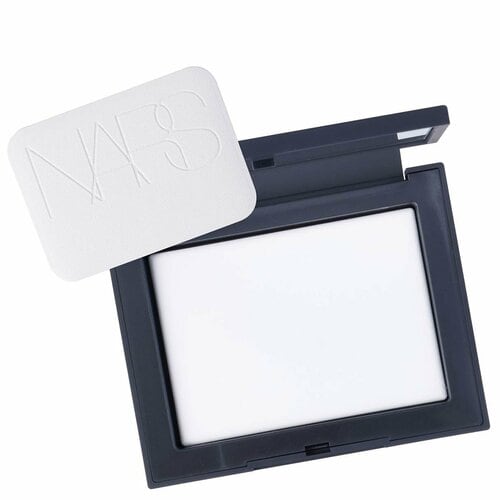 デパコスそっくりプチプラおすすめ NARS ライトリフレクティング セッティングパウダー プレストN/5894 CRYSTAL トランスルーセント イメージ2
