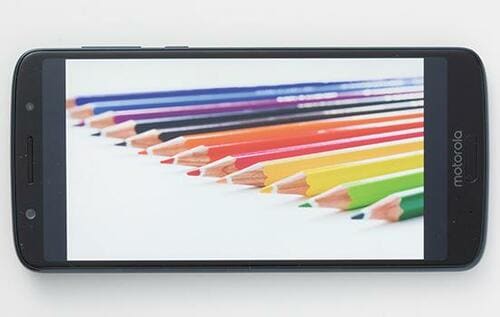 【総評B】Moto G6 Plus暖色系で人物撮影や料理に適します イメージ2