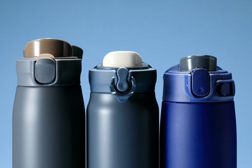 片手で使いやすい完璧な設計 ワンタッチボトルおすすめ イメージ6