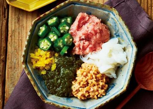 糖質ほぼゼロで感動豪華!最高のおつまみ「納豆ばくだん」